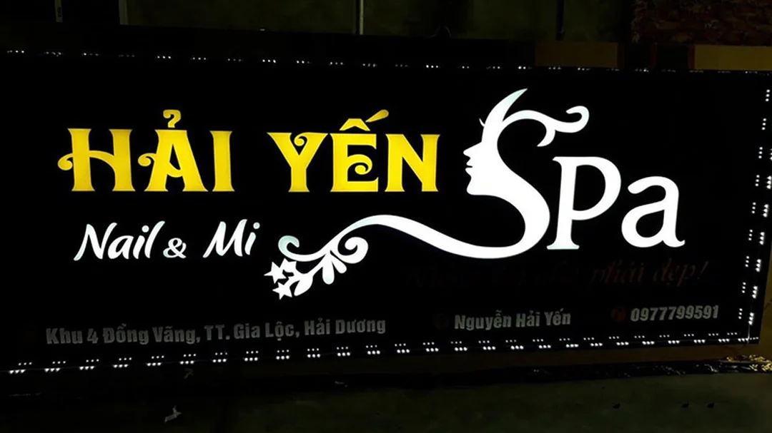 bảng hiệu quảng cáo spa hộp đèn sáng ban đêm