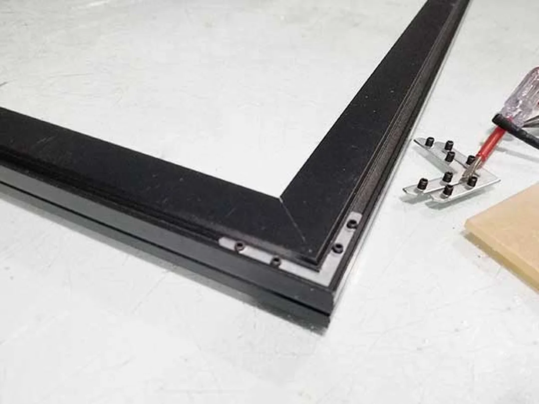 bass liên kết khung nhôm hộp đèn siêu mỏng