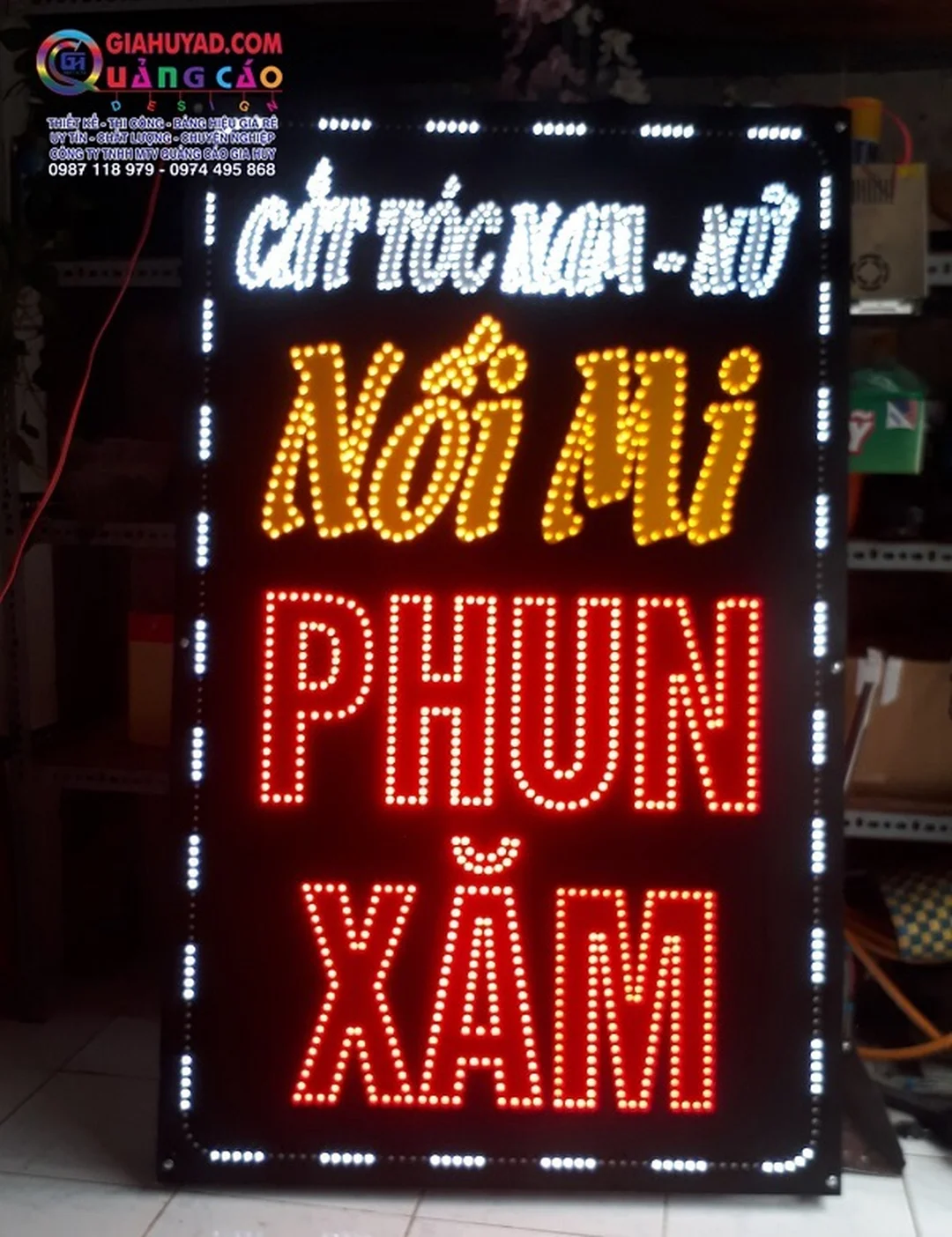 chữ hộp đèn led trên bảng hiệu đèn led ngoài trời