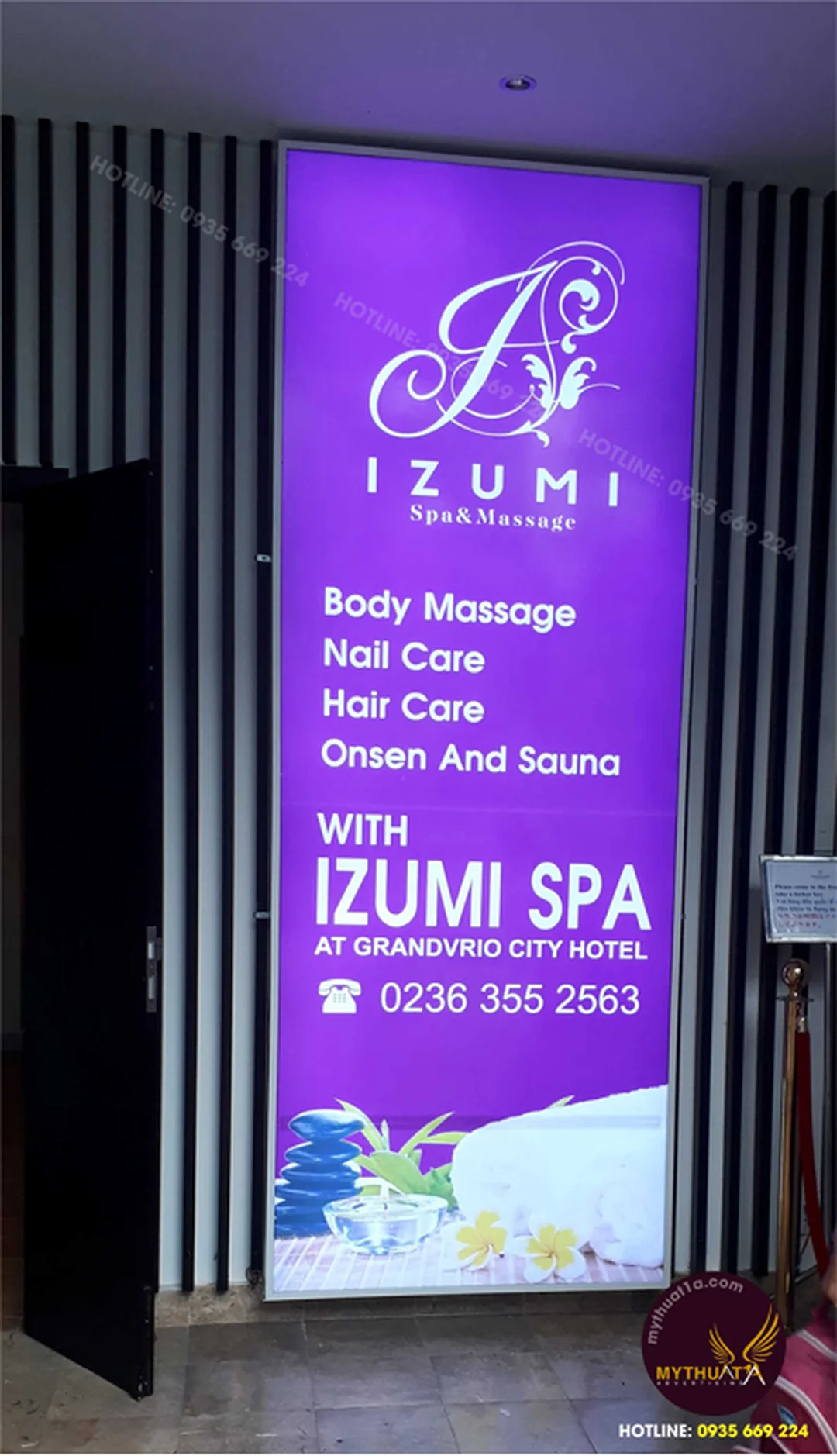 hộp đèn quảng cáo spa mica sang trọng cho mặt tiền
