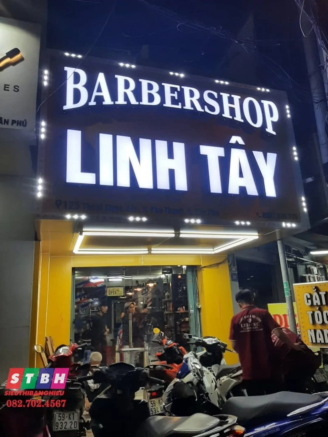 Chữ nổi mica gắn LED trên mặt tiền cửa hàng mẫu bảng hiệu LED liên quan đến giá chữ nổi mica gắn đèn