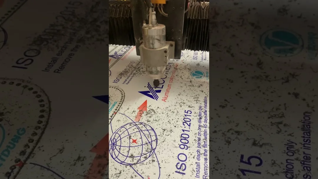 Video máy cắt CNC chữ nổi alu mica
