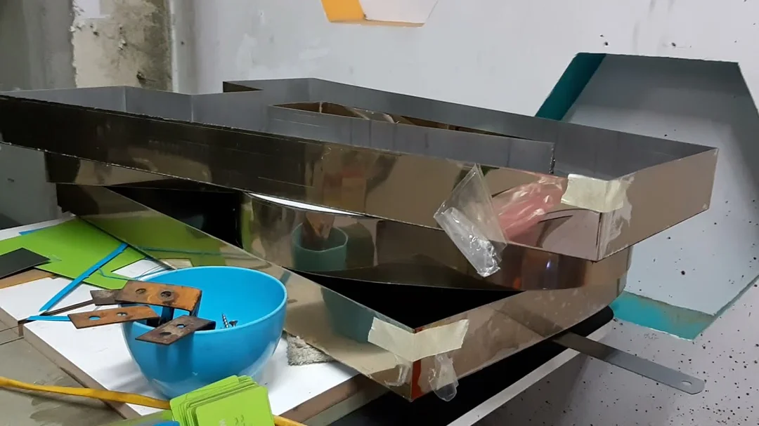 Video quy trình gia công chữ nổi inox bằng máy hàn laser